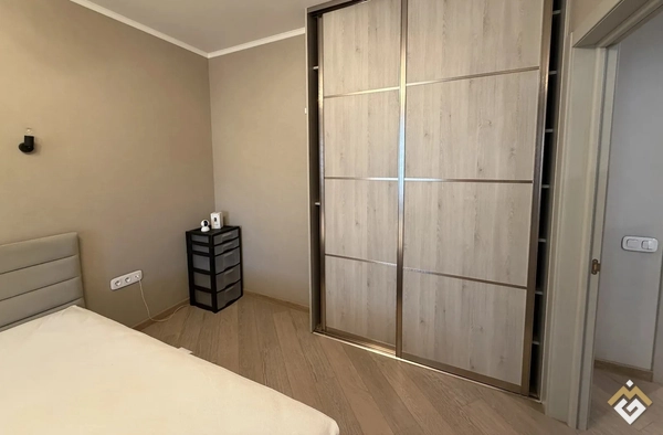 Long-term rental of a 3-room apartment on Vulytsia Mahistratska 156A