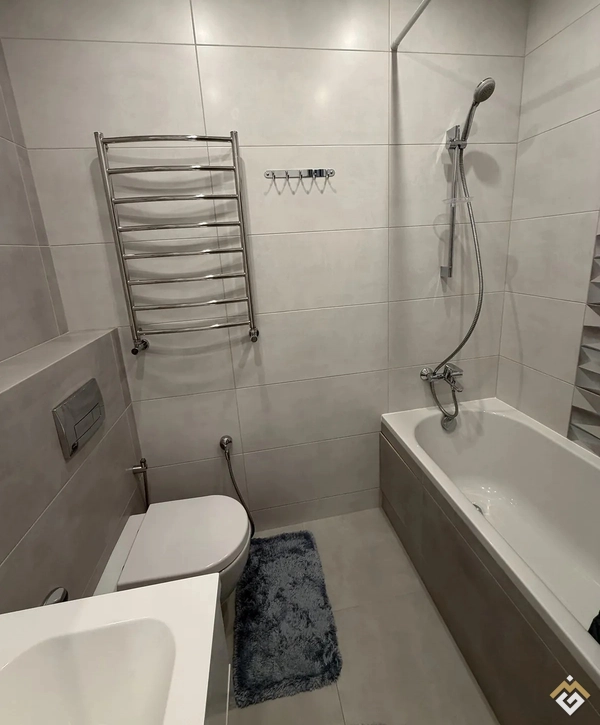 Long-term rental of a 3-room apartment on Vulytsia Mahistratska 156A