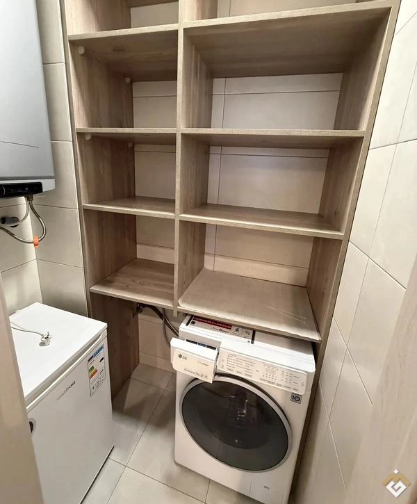 Long-term rental of a 3-room apartment on Vulytsia Mahistratska 156A