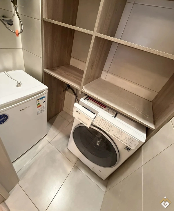 Long-term rental of a 3-room apartment on Vulytsia Mahistratska 156A