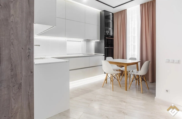 Long-term rental of a 3-room apartment on Genuezka St 3B