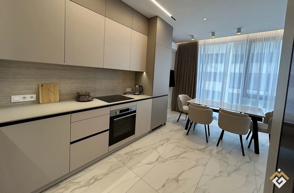 Long-term rental of a 1-room apartment on Ovrazhna Street 15