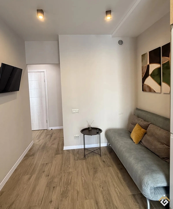 Long-term rental of a 2-room apartment on Tramvayna St