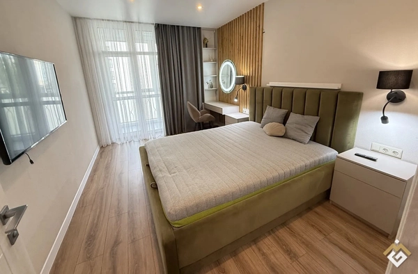 Long-term rental of a 2-room apartment on Tramvayna St