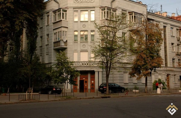 Long-term rental of a 2-room apartment on Luteranska St 27/29