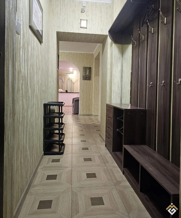 Long-term rental of a 3-room apartment on Bul. Yaroslava Hasheka 8A