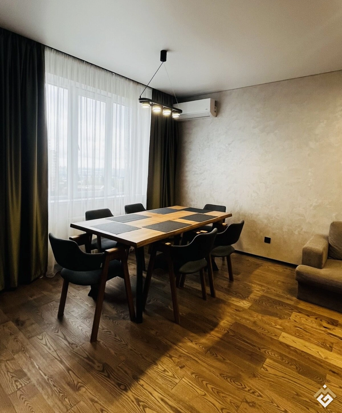 Long-term rental of a 2-room apartment on Zahorivska St 25