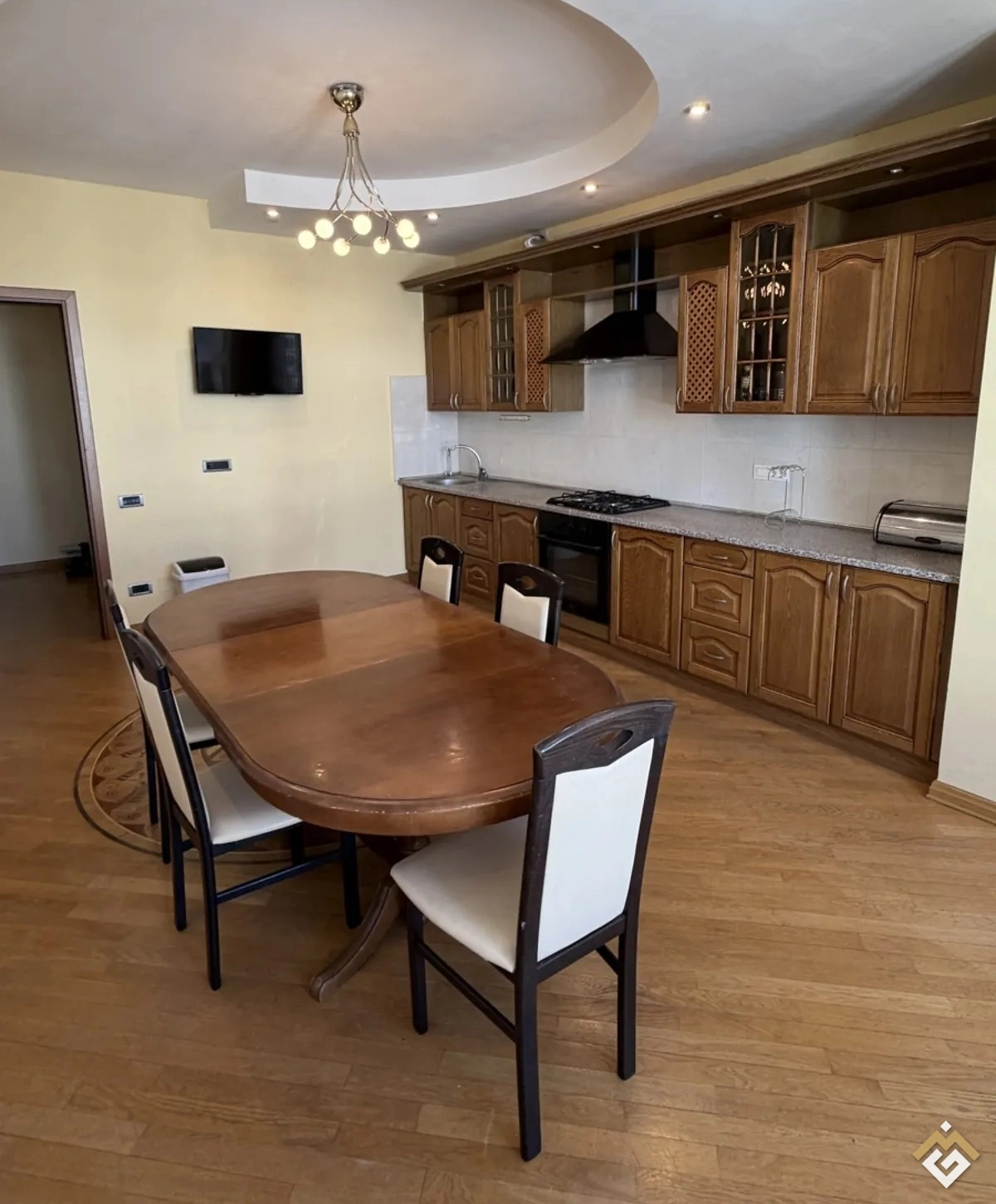 Long-term rental of a 4-room apartment on Prov. Dunayeva 3A