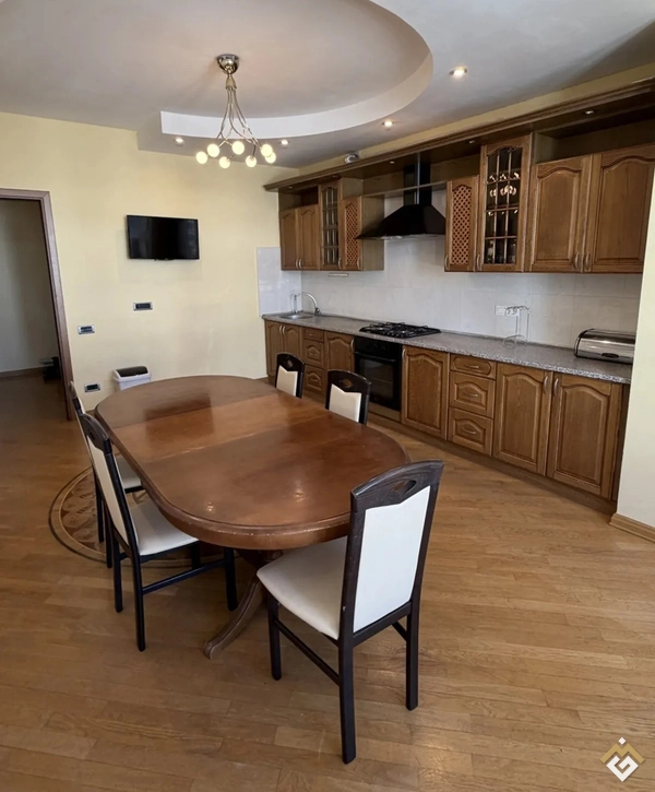 Long-term rental of a 4-room apartment on Prov. Dunayeva 3A
