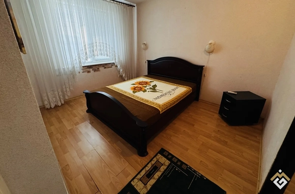 Long-term rental of a 4-room apartment on St Arkhitektora Artinova 37A