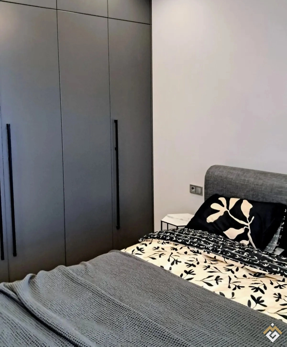 Long-term rental of a 1-room apartment on Tupik Fortechniy 7V