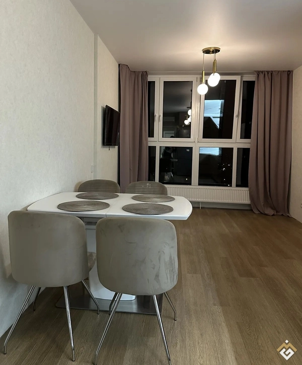 Long-term rental of a 3-room apartment on Mykilsko-Slobidska St 10