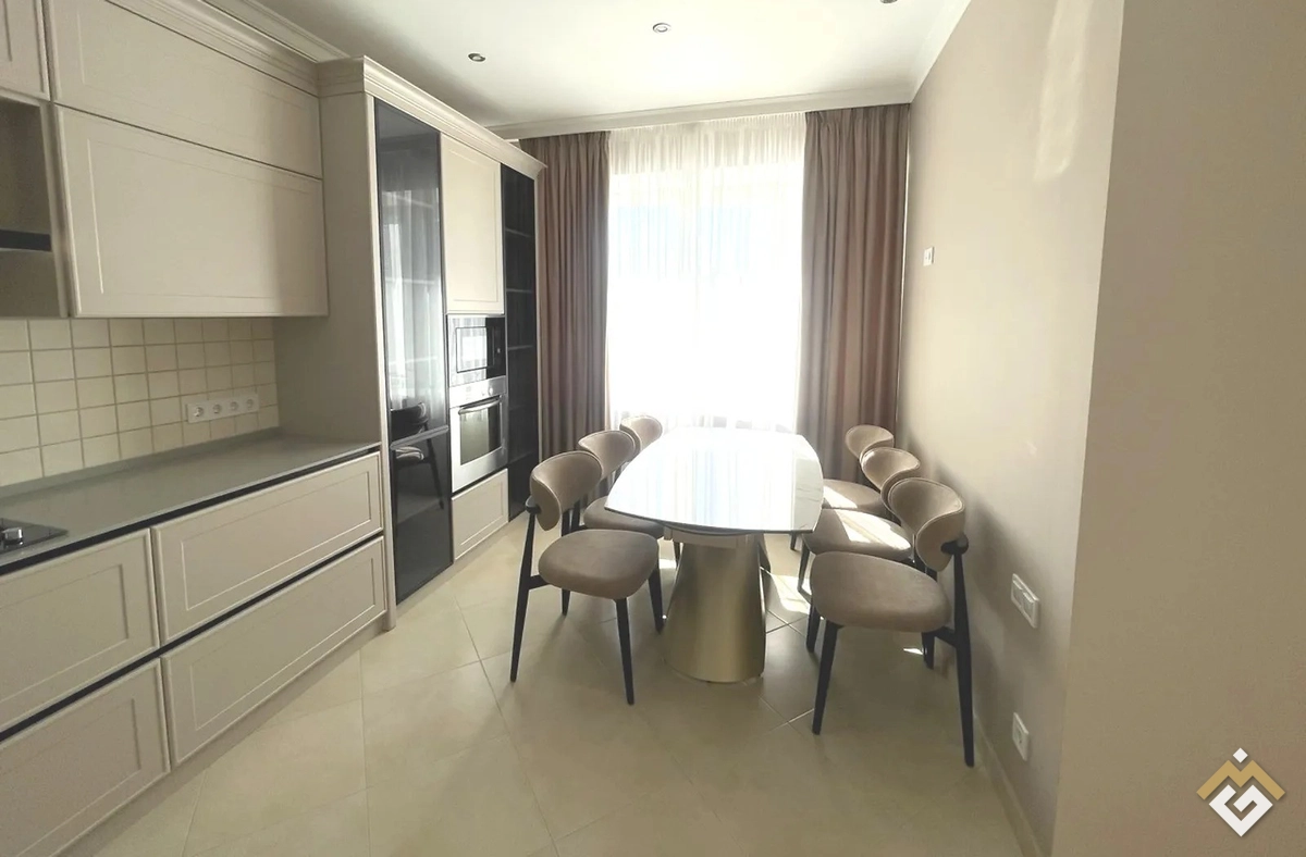 Long-term rental of a 2-room apartment on Sunny St 1B