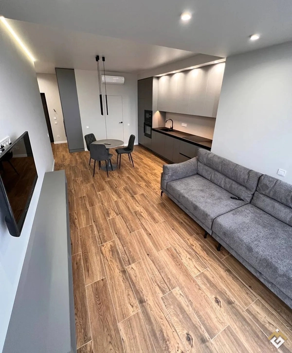 Long-term rental of a 1-room apartment on pr. Nauki 112A