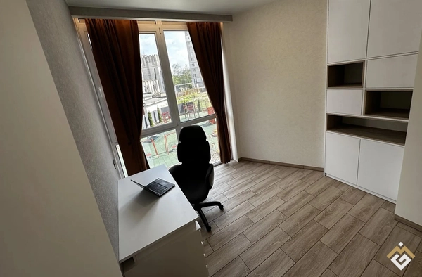 Long-term rental of a 2-room apartment on pr. Nauki 112A