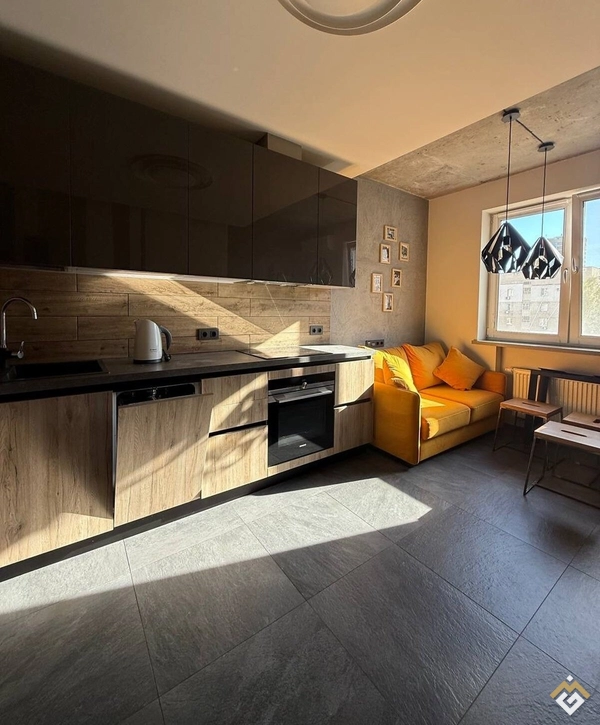 Long-term rental of a 1-room apartment on Demiivska St 13
