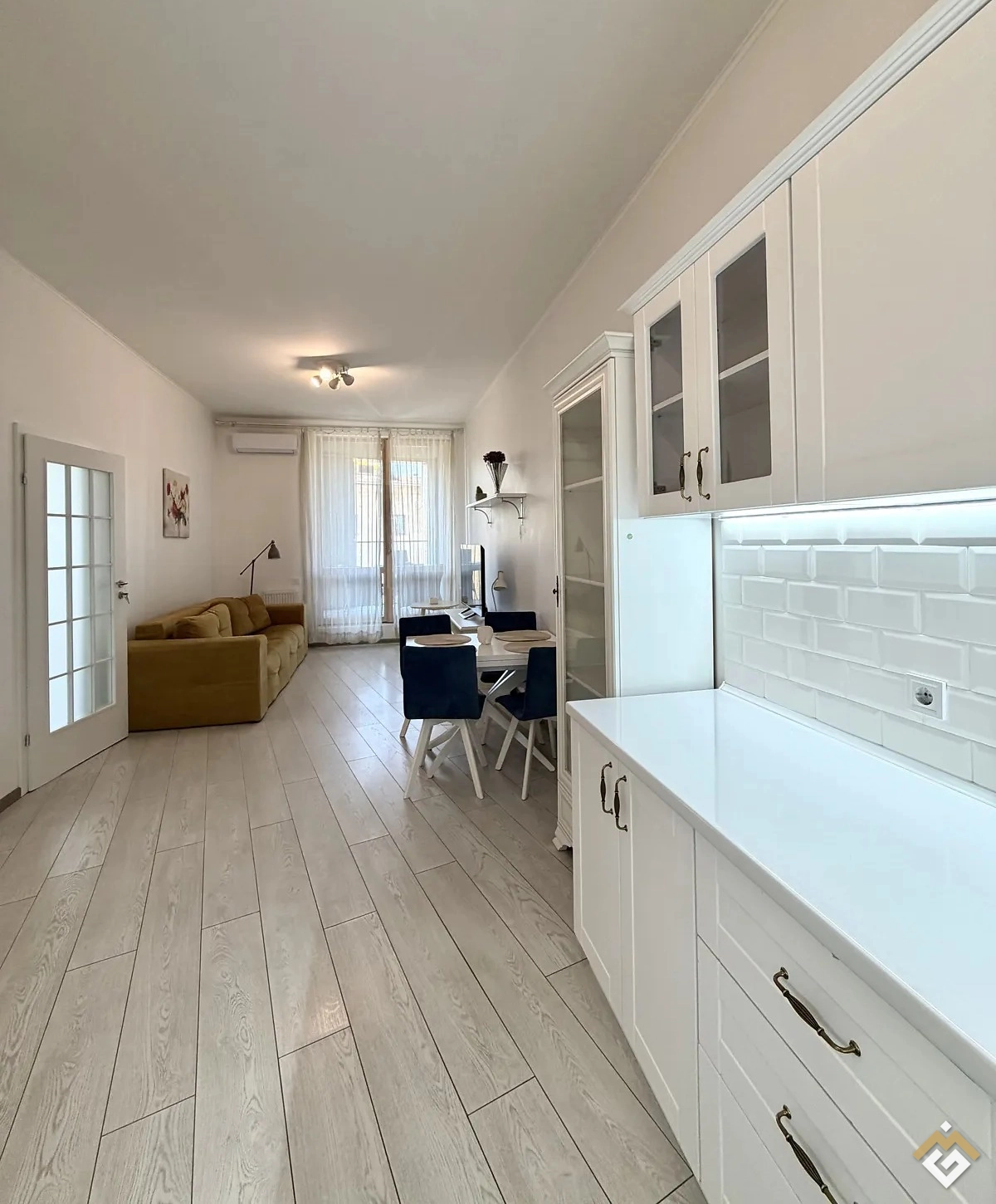 Location à long terme d'un appartement 2 pièces au 26 rue Pid Dubom