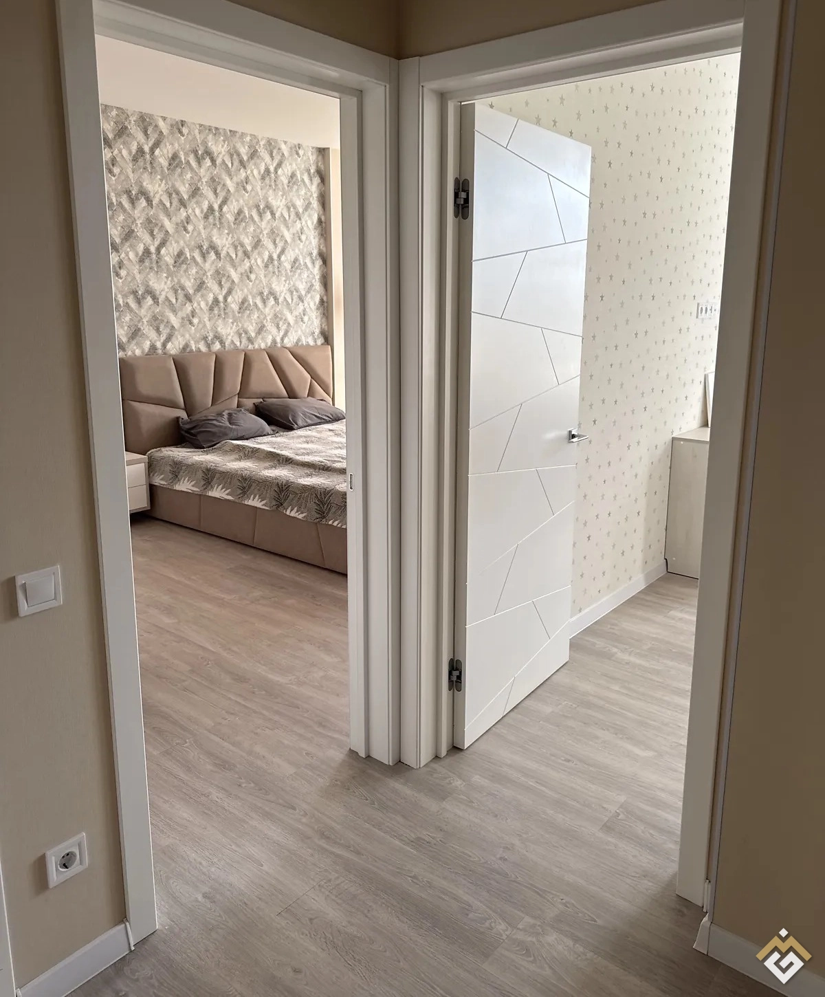 Uzunmüddətli kirayə 2 otaqlı mənzil, Yevgen Sverstuyk küçəsi 6A