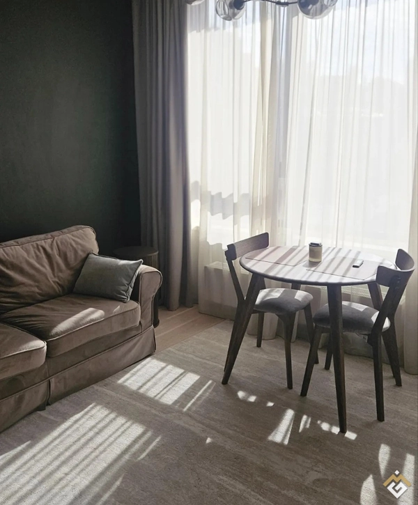 Long-term rental of a 1-room apartment on Dylova St 1/2