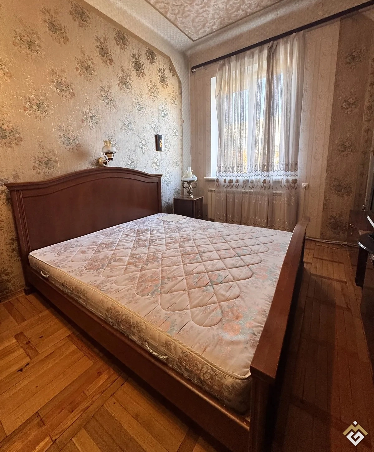 Uzun süreli kiralık 5 odalı daire, Teatralna St 7