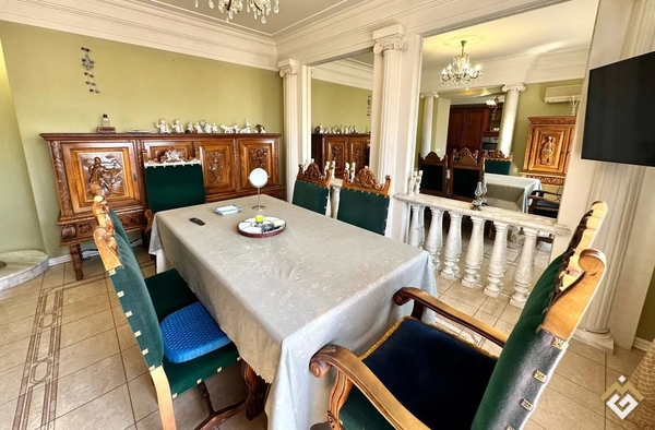 Uzun süreli kiralık 3 odalı daire, Mossakovskyi Vladimir Caddesi 8