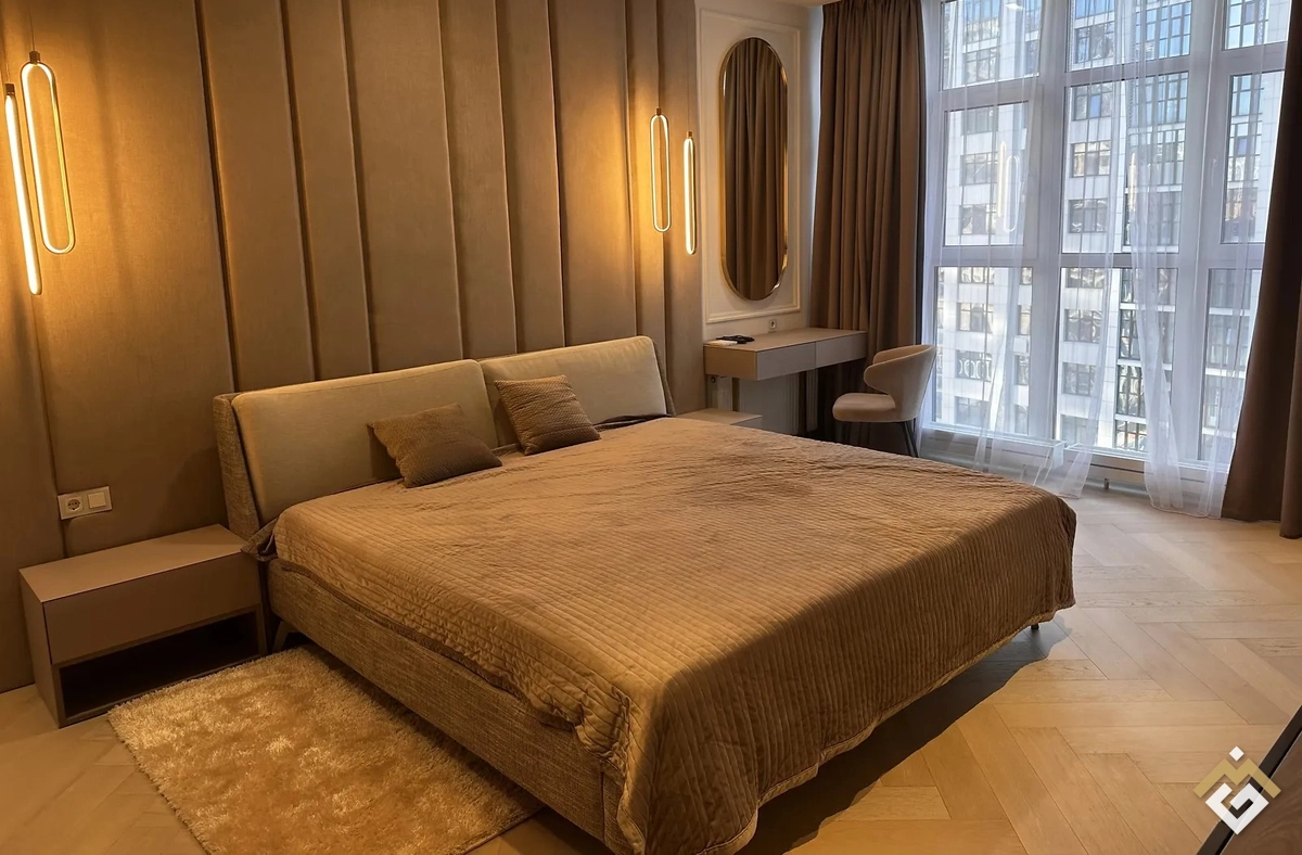 Location de longue durée d'un appartement 4 pièces au 15B rue Andriy Verkhoglyad