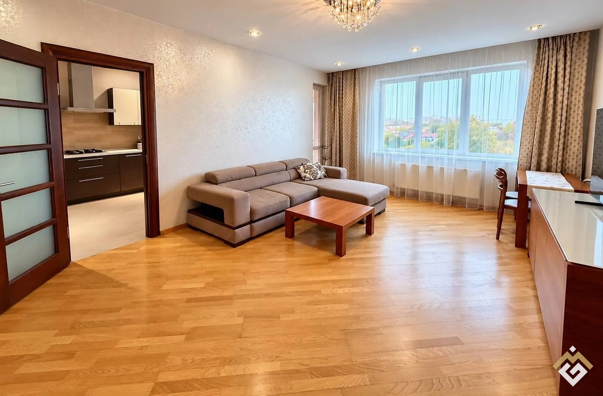 Location à long terme d'un appartement 3 pièces au 8 Rue Okroujna