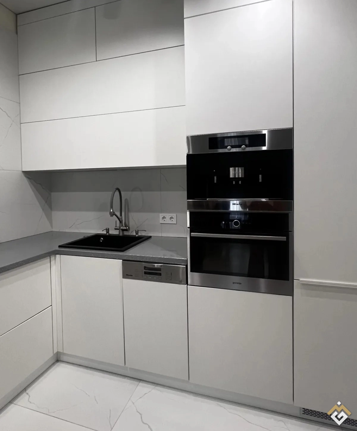 Location à long terme d'un appartement 1 pièce au 19 rue Mykola Pymonenko
