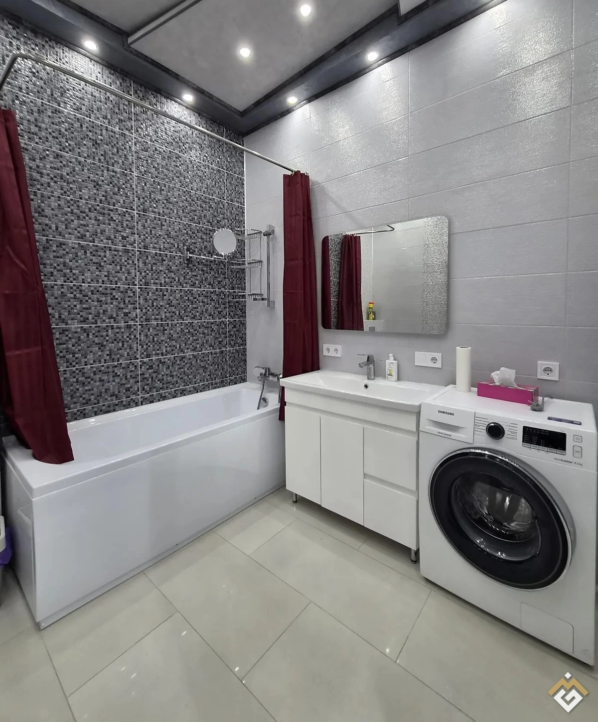 Location à long terme d'un appartement 3 pièces au prov. Bannyi 1, ap. 78