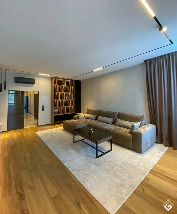Location à long terme d'un appartement 3 pièces au 6B rue Staronavodnytska